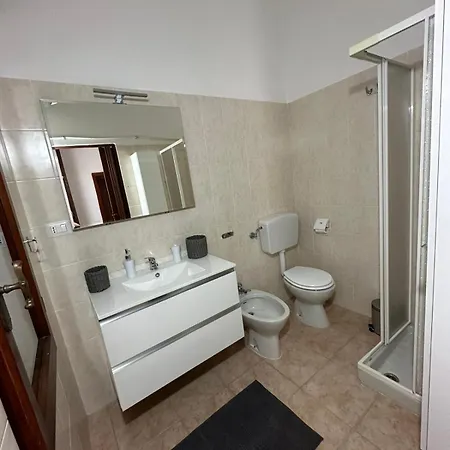 Pm 6 Via Cesare Battisti Apartmán *